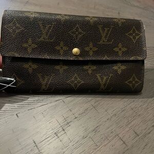 VINTAGE Louis Vuitton Monogram Wallet